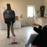 kobieta z padem od konsoli